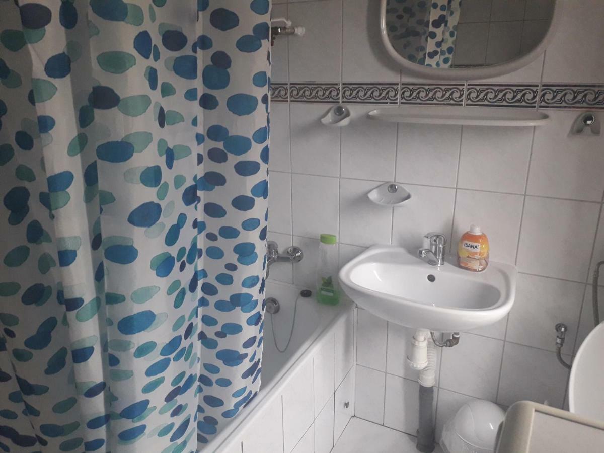 Apartament Z 3 Sypialniami - Selekcyjna 15 Łódź Exterior foto